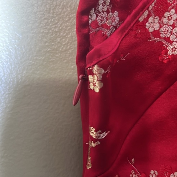 Victoria’s Secret Elegant Red Floral ,feminine, Oriental, Cheongsam Dress. - Picture 5 of 8